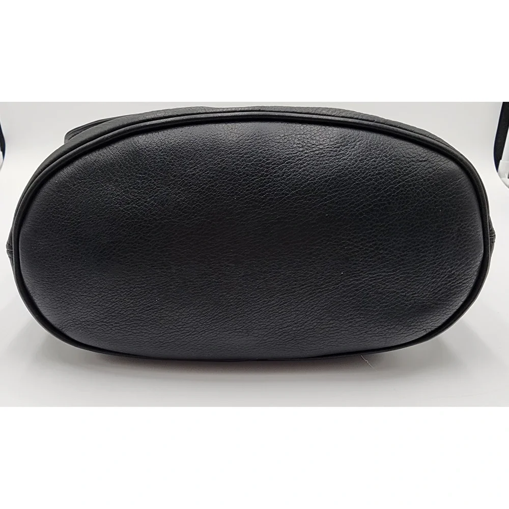 M. London Messenger Black Bag Genuine Leather Made USA Vintage 80-90s Shoulder